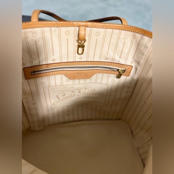 LOUIS VUITTON Damier Azur Neverfull Tote bag. - Picture 6 of 7